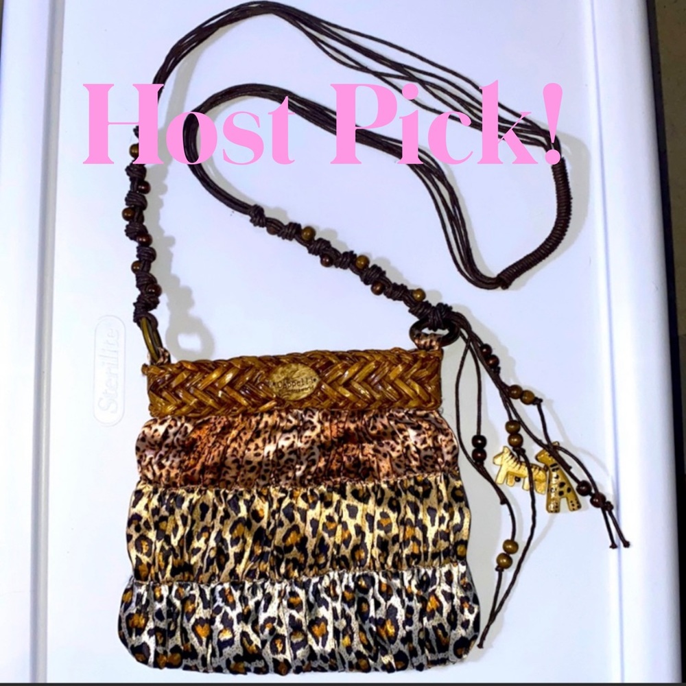 🎉HP🎉🦒🦓 Cappelli Straworld Animal Print Crossbody Purse